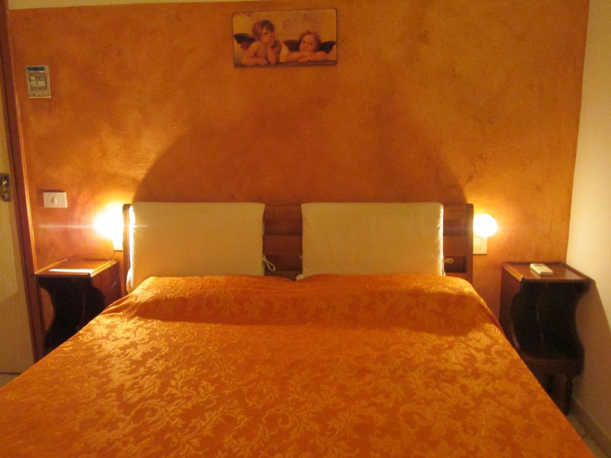 B&B Regina Margherita Piombino Quarto foto